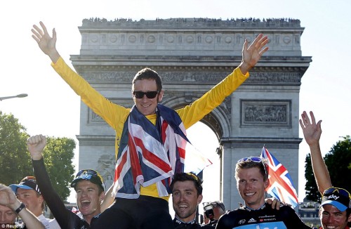 Bradley Wiggins vince il tour de France 2012