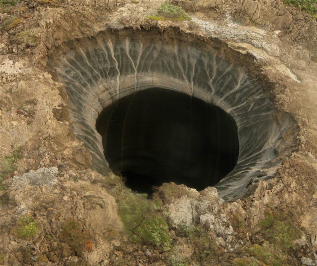 140719-siberia-hole-mn-1300.nbcnews-ux-1080-900