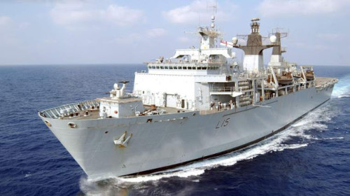 L'ammiraglia della Royal Navy, HMS Bulwark